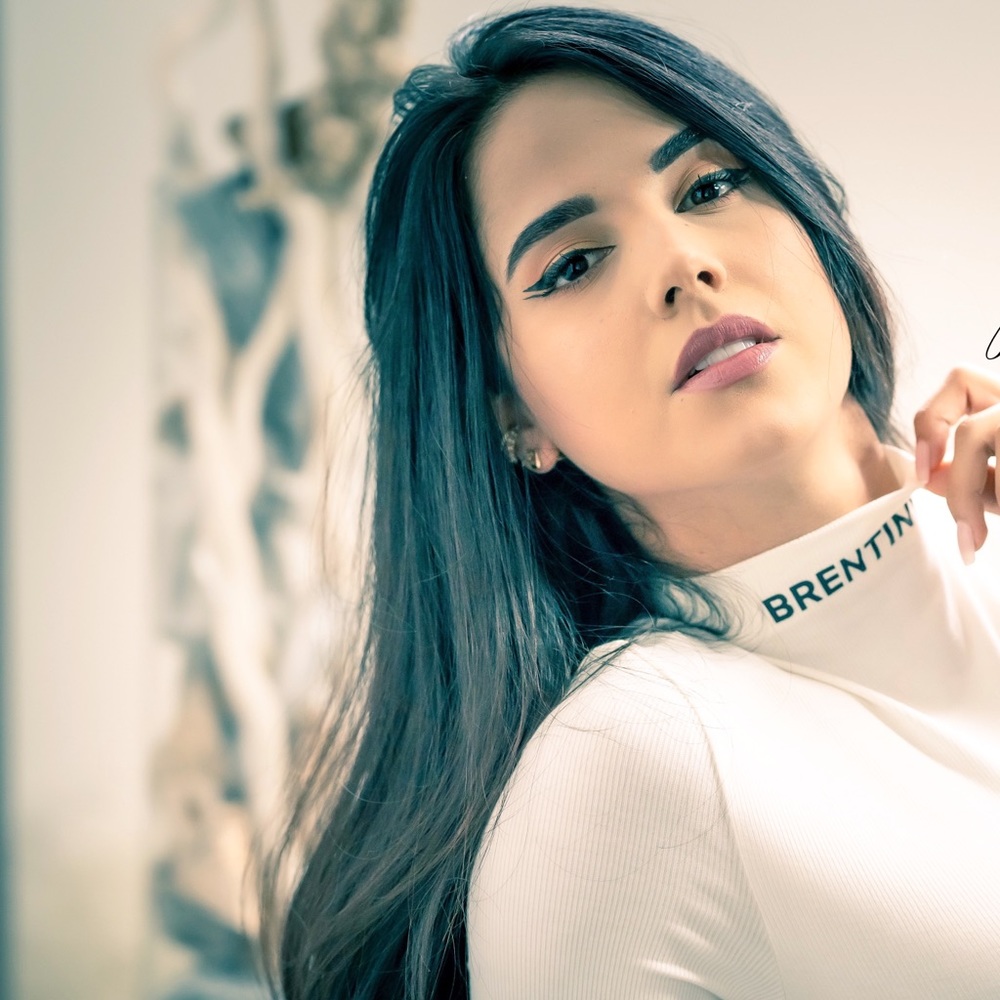 Meet your Posher, Guinette